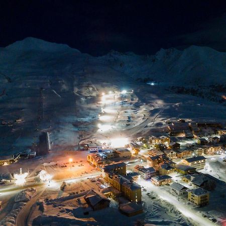 Casa Vacanza Tonale Passo del Tonale Exterior photo