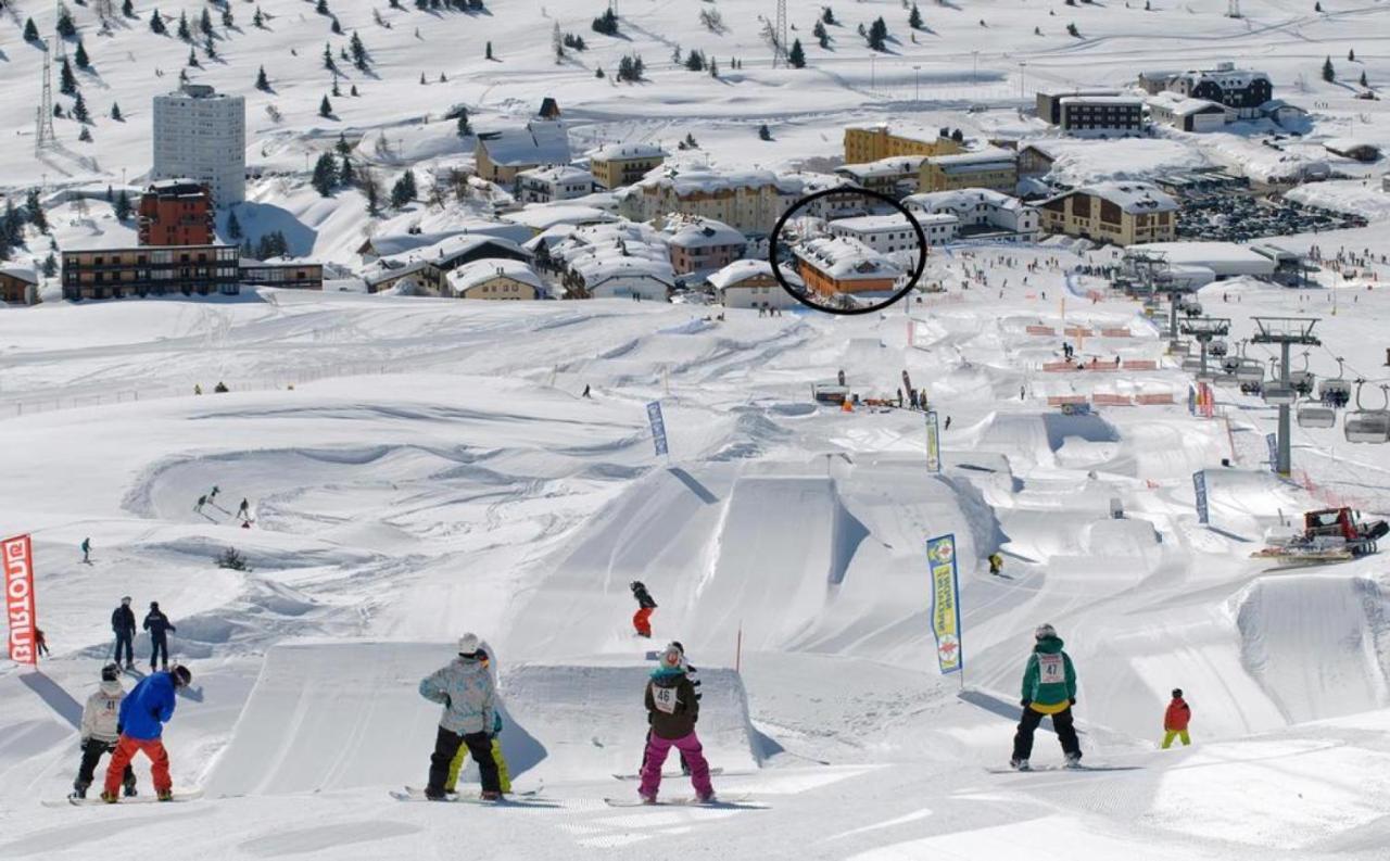 Casa Vacanza Tonale Passo del Tonale Exterior photo