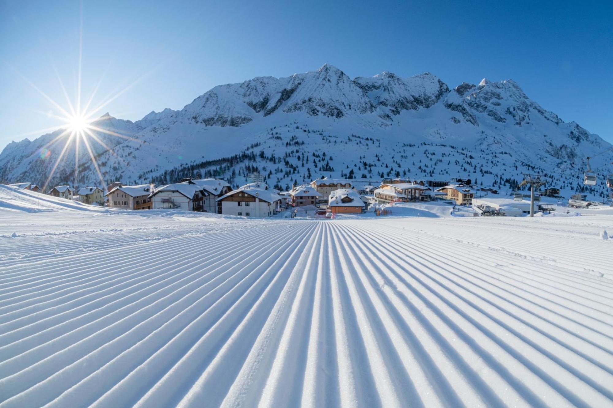 Casa Vacanza Tonale Passo del Tonale Exterior photo