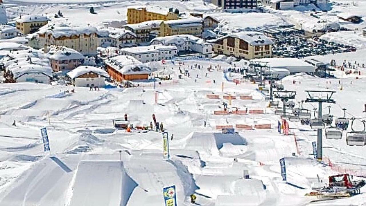 Casa Vacanza Tonale Passo del Tonale Exterior photo