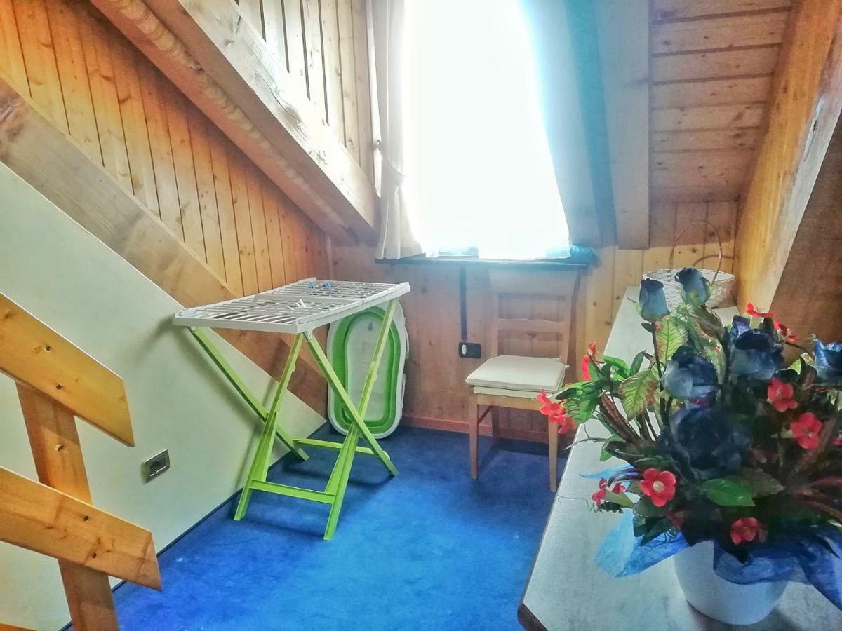 Casa Vacanza Tonale Passo del Tonale Exterior photo